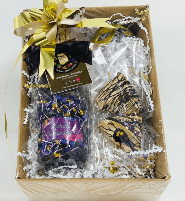 Purim Baron Herzog White Zinfandel